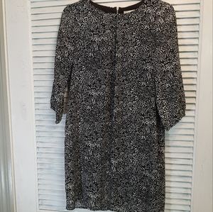 H&M 3/4 sleeve dress. Size 6.